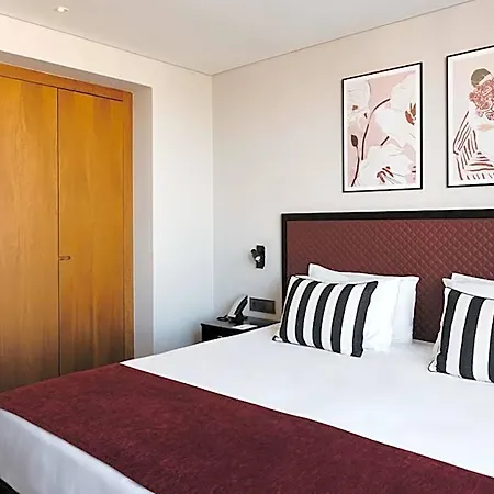 アパートホテル Timbre Boavista 4*